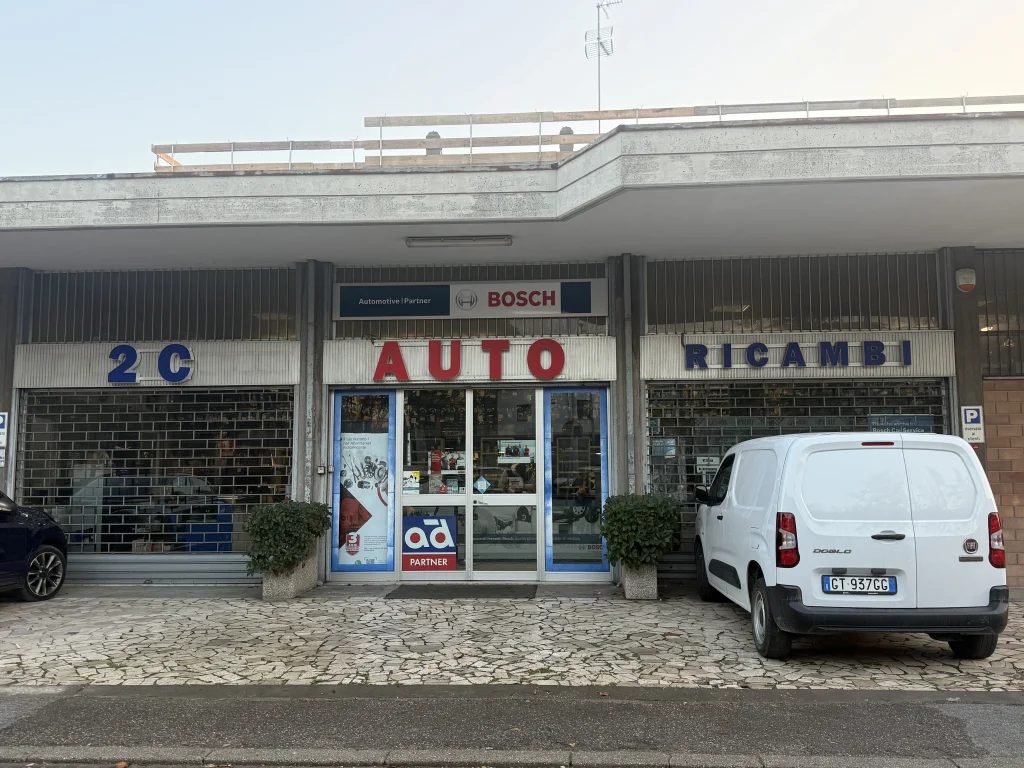 Foto esterno 2C Auto Ricambi